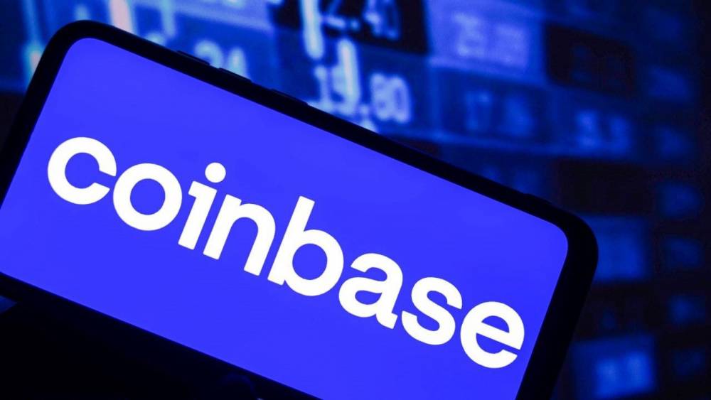 Two lawsuits were filed against Coinbase - against the backdrop of data leaks and falling shares